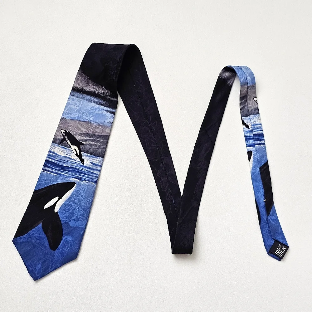 Endangered Species Orca Killer Whale 100% Silk Tie Ocean Novelty Vintage Tie